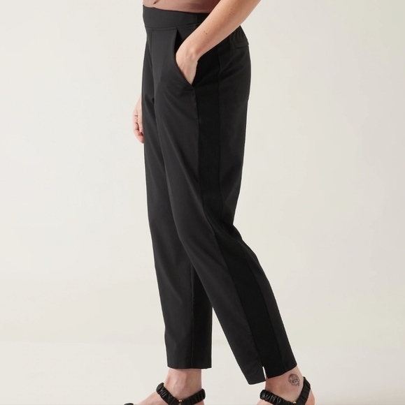 Athleta Brooklyn Ankle Pant Size 4 - Picture 9 of 9